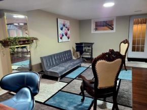 Charm Heaven - Workspace, Wi-Fi, 3-Beds and Private Entrance